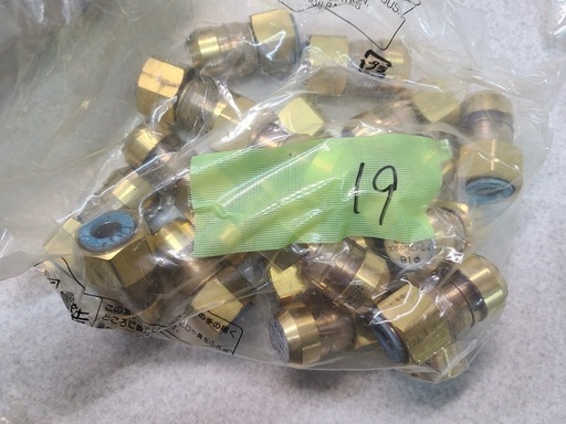 エコキュート　給湯器　ドライフレックス　配管　継ぎ手　部材　各種