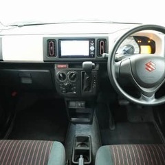 差し色の赤がポイント🤩🎊《スズキ アルト F》の画像