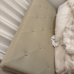 セミダブルベッドフレームの画像