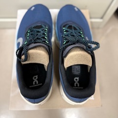 ON Cloudmonster 2 / 30cm 新品同様 箱ありの画像