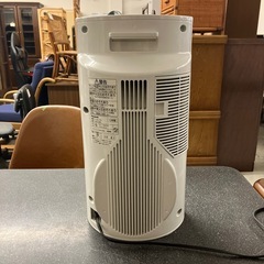 K2511-458 Panasonic 電気ファンヒーター DS-F1203 mega active ion ホワイト 2013年製 通電確認済み キズ汚れ有りの画像