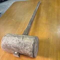 古材 木製大ハンマー（木槌） 全長約90cmの画像