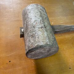 古材 木製大ハンマー（木槌） 全長約90cmの画像