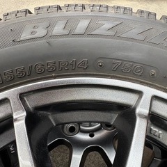 中古スタッドレスタイヤホイールセット軽自動車
155/65/R14の画像