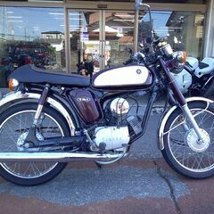 NO.5582　ヤマハ　ＹＢ－１　２サイクルエンジン　４速ギヤ　ブラウン＆ホワイト　☆彡の画像