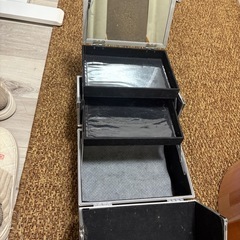 メークボックスの画像