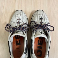 dieselメンズスニーカー　人気モデルの画像