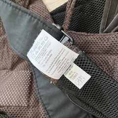 ベビービョルン　抱っこ紐　ブラウンの画像