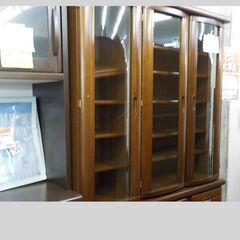 ID：655652　食器棚3面の画像