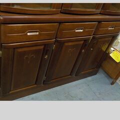 ID：655652　食器棚3面の画像