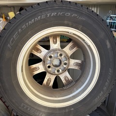 215/65R16 スタッドレス ミニバン等にの画像