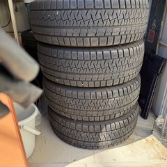215/65R16 スタッドレス ミニバン等にの画像