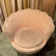 ピンク　椅子の画像