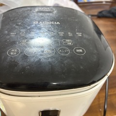 炊飯器の画像
