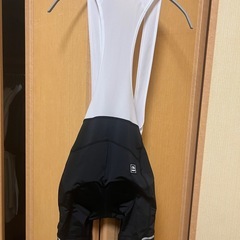 サンティック　ビブショーツの画像