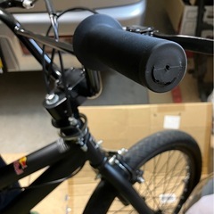 BMX 20インチ　マッドブラック　スタンド付きの画像