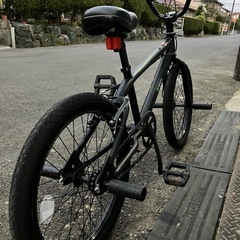 BMX 20インチ　マッドブラック　スタンド付きの画像
