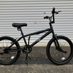 BMX 20インチ　マッドブラック　スタンド付きの画像