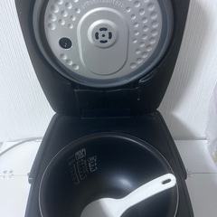 炊飯器【5.5合炊き】の画像