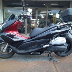 NO.5590　ＰＣＸ１２５　４サイクルエンジン ＦＩ車　リヤボックス付き　ブラック＆レッド　☆彡の画像