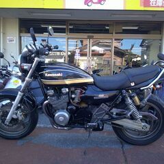 NO.5591　ＺＥＰＨＹＲ４００ＫＡＩ（ゼファー４００カイ）　空冷４サイクル４気筒エンジン　ＦＣＲキャブ　Ｚ２テール　ブラック＆ゴールド　☆彡の画像