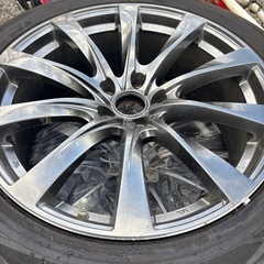 235/55R20 DUNLOP(ダンロップ)スタッドレスの画像