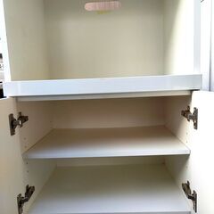 現状特価品 共和産業 2枚扉 レンジボード コンセント付き 食器棚 キッチンボード 幅60cm 奥行き43.5cm 高さ180cm モデル フィットの画像