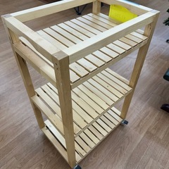 ⭐︎ドリーム荒牧店⭐︎ジモティー割引有⭐︎【クリーニング済み】木製キャスターワゴンの画像