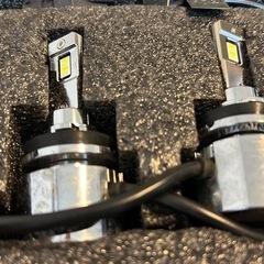 hid屋 vシリーズ2色切りかえ h8/h11/h16兼用の画像