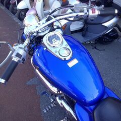 NO.5592　Ｖ－ＴＷＩＮマグナ　マグナ２５０　水冷４サイクルＶツイン２５０ｃｃ　アメリカン　メタリックブルー　☆彡の画像