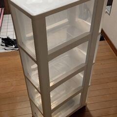 ４段 隙間収納の画像