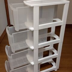 ４段 隙間収納の画像