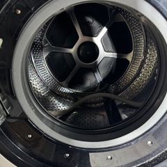 Toshiba ドラム式洗濯機 固定ボルトないですの画像