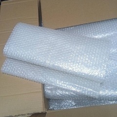 プチプチ一箱の画像