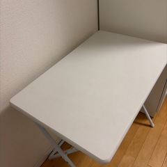 ニトリ　折り畳めるテーブルの画像