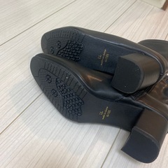 黒のブーツの画像