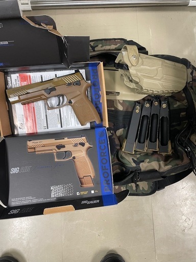 VFC M17 (SIG AIR) 実物ホルスター付き