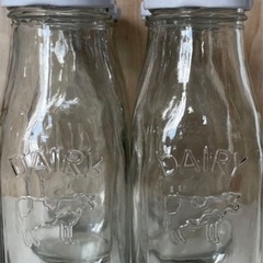 アンティーク牛乳ボトル。の画像