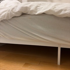 ベッドフレームの画像