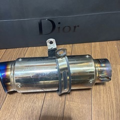 汎用φ60.5サイレンサーマフラーバンド付き
の画像