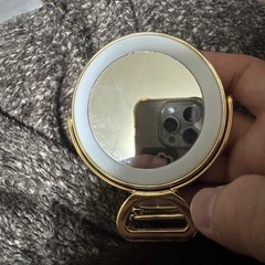 小さな鏡の画像