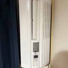 TOSHIBAエアコンとトヨトミウインドウエアコン2台セットの画像