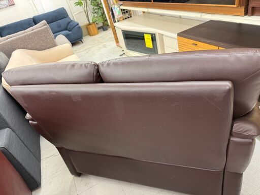 ✨️ジモティー割引✨️【ジャングルジャングル堺初芝店】 マナベインテリア　2人用ソファ　堺市（東区　西区　北区　南区　堺区　美原区）高石市　泉大津市　忠岡町　和泉市　松原市　大阪狭山市 ✨️ジモティー割引✨️【ジャングルジャングル堺初芝店】 2人用
