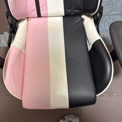 ゲーミング座椅子の画像