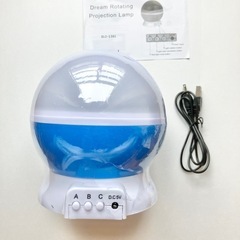 【新品】回転式 スタープロジェクターライト 家庭用 プラネタリウム 星空①の画像