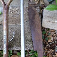 中古★農作業用具 スコップ、鋤、ノコギリ　セットでの画像