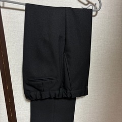 男児スーツ・Yシャツセット
の画像