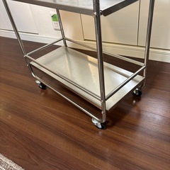 ステンレスワゴンの画像