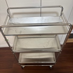 ステンレスワゴンの画像