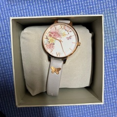 OLIVIA BURTON フラワー柄 腕時の画像